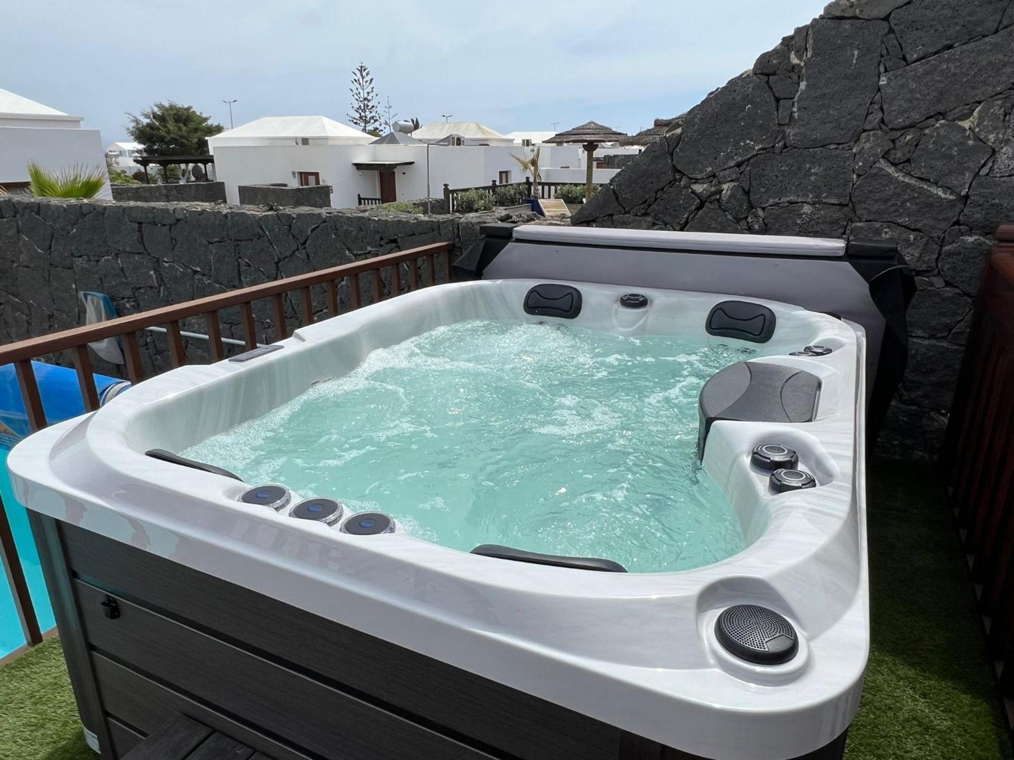 Villa 61 Playablanca Lanzarote Pool Spa Playa Blanca  Kültér fotó