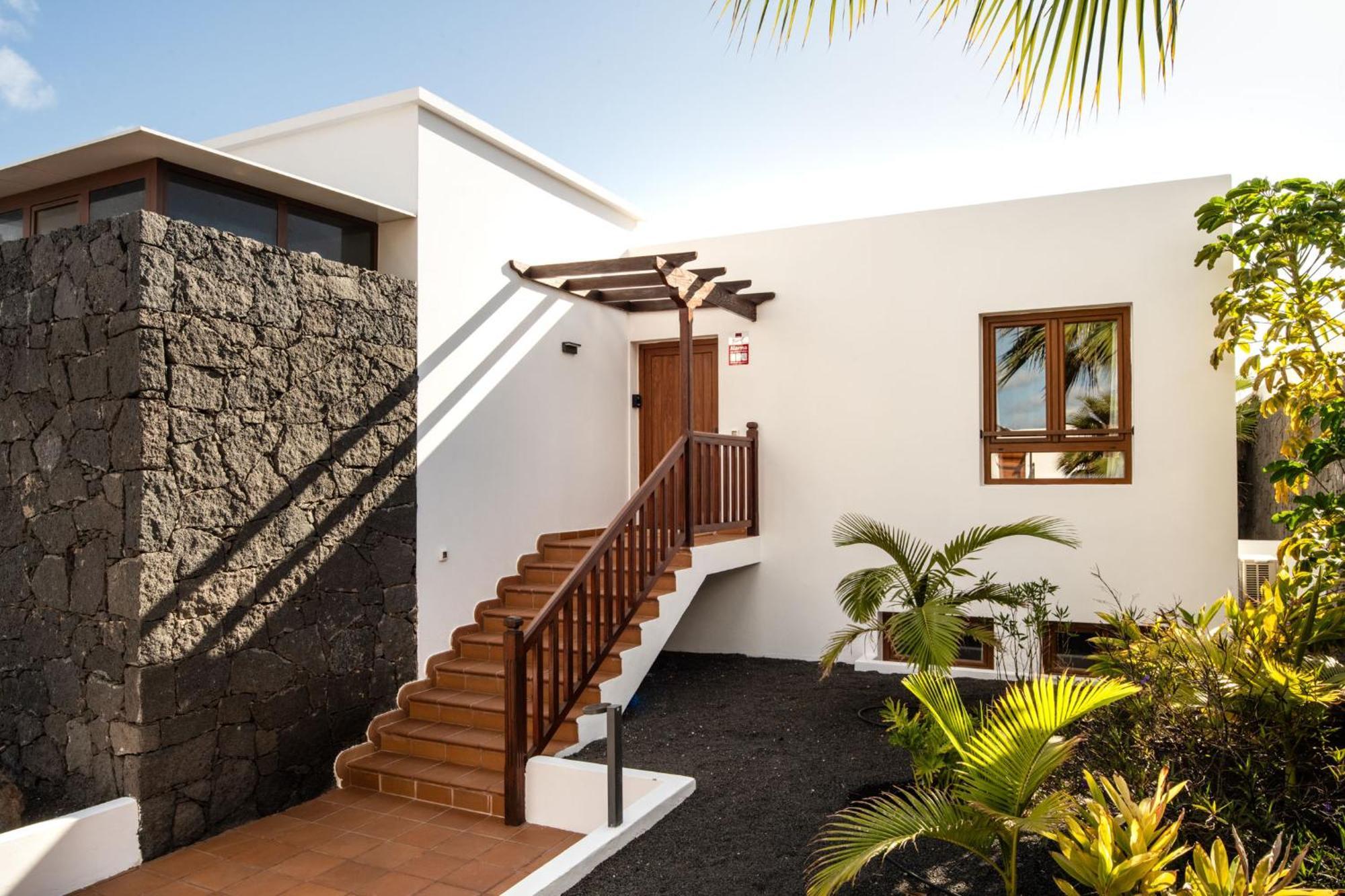 Villa 61 Playablanca Lanzarote Pool Spa Playa Blanca  Kültér fotó