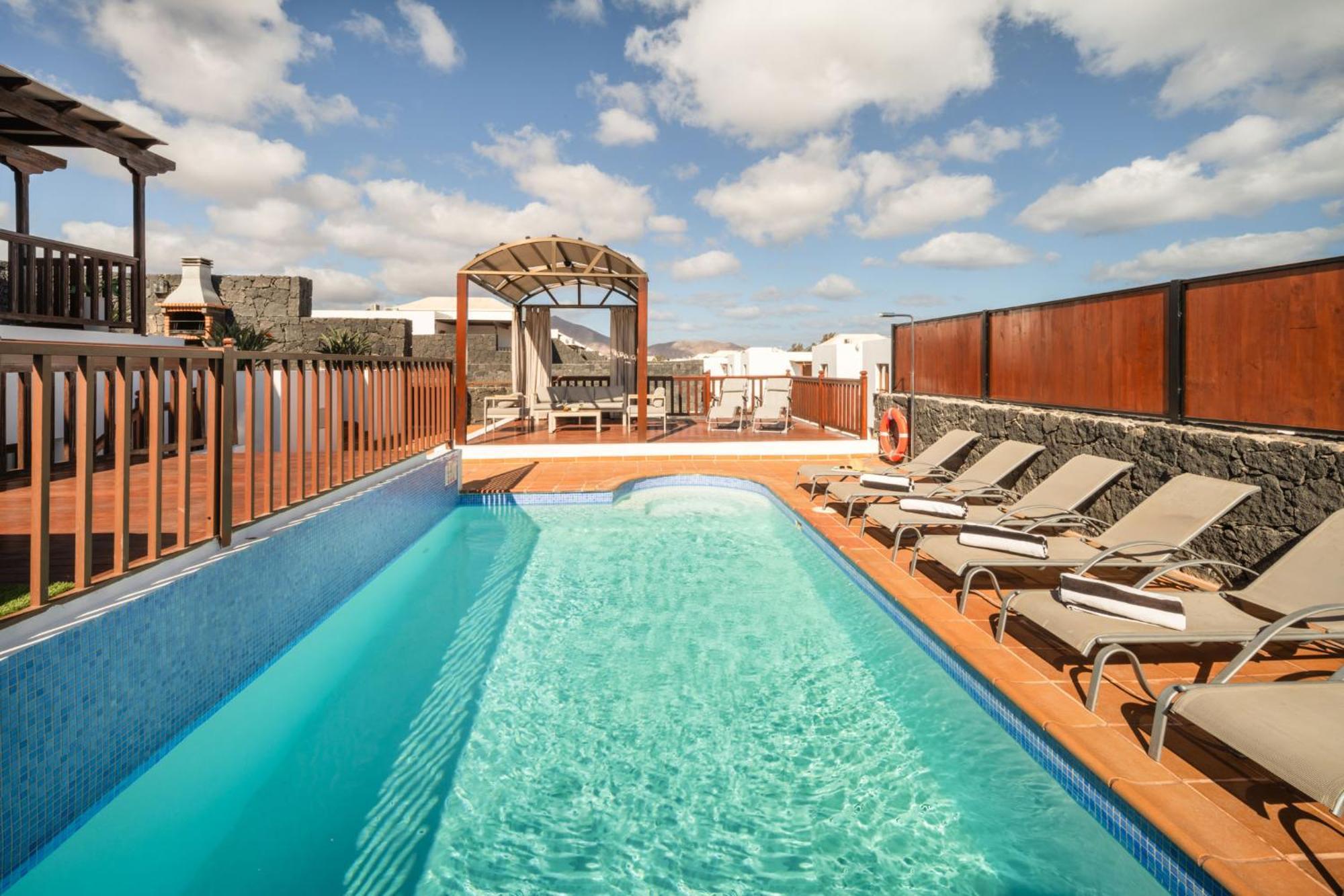 Villa 61 Playablanca Lanzarote Pool Spa Playa Blanca  Kültér fotó